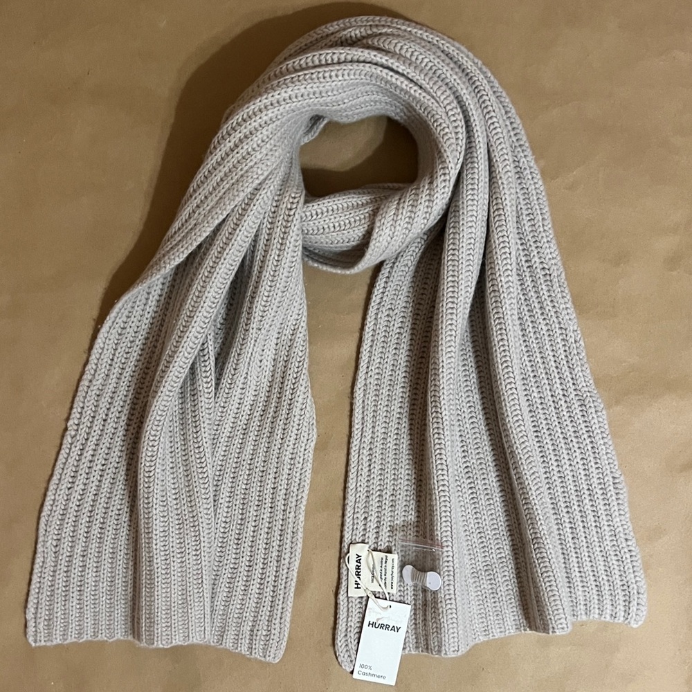 Hurray NWT 100% Cashmere Roger Scarf Jute Chunky Knit Rectangle Scarf One Size